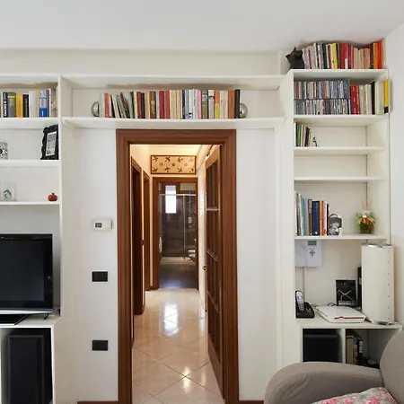 Casa Dorata 아파트 *